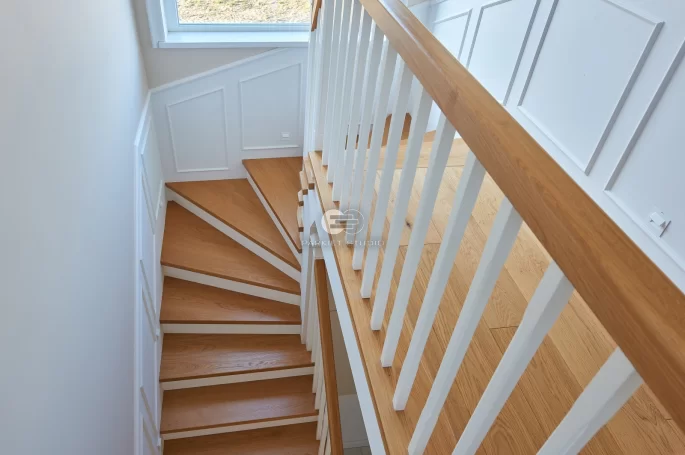 Schody Dębowe klasyczne